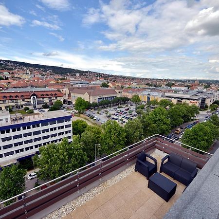 Panorama City Apartman Beci Exterior foto
